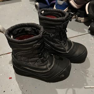 North face boys winter boots